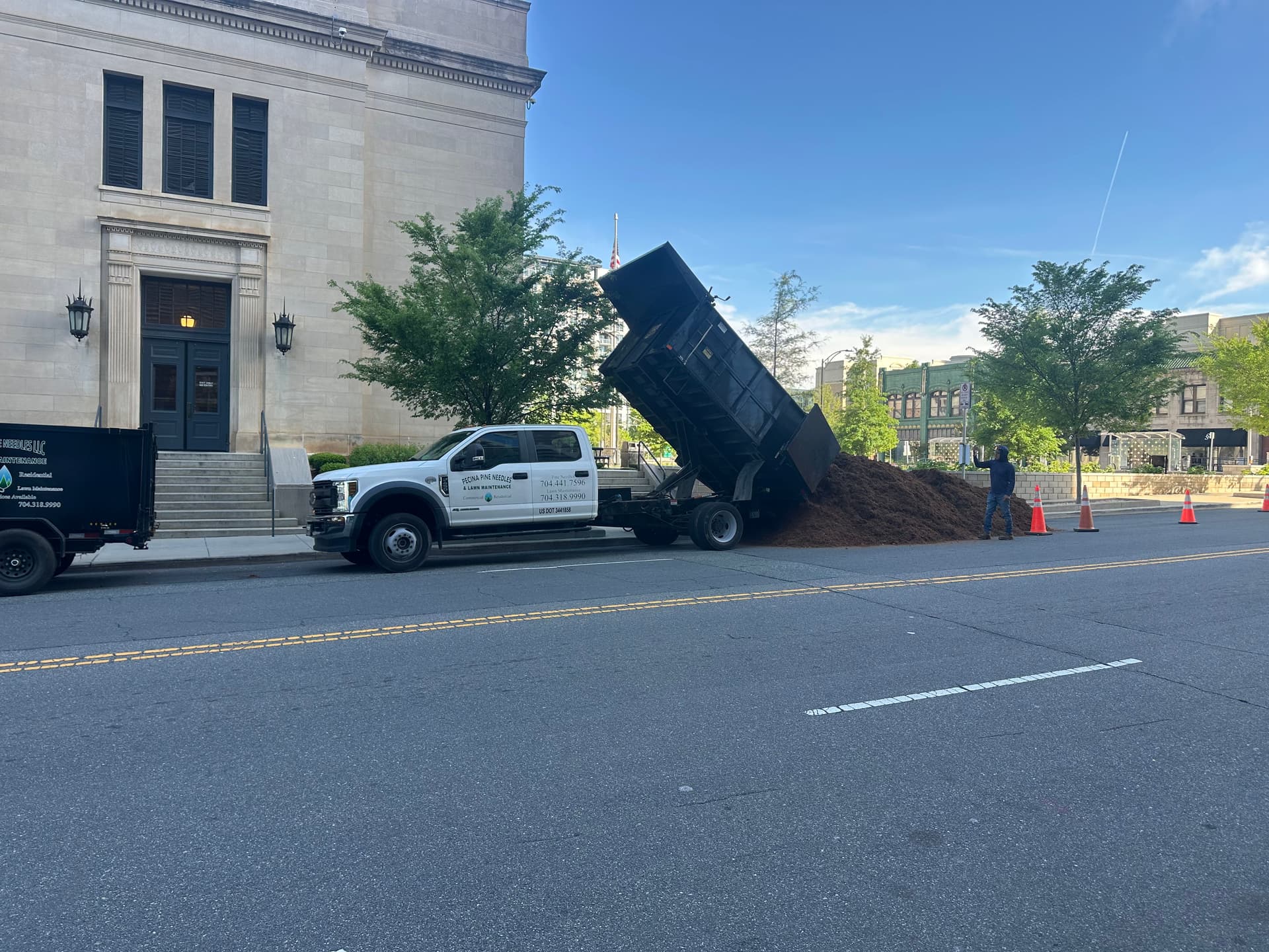 Gallery photos for Premium Mulch Install at the Federal Courthouse in Charlotte: Image #1