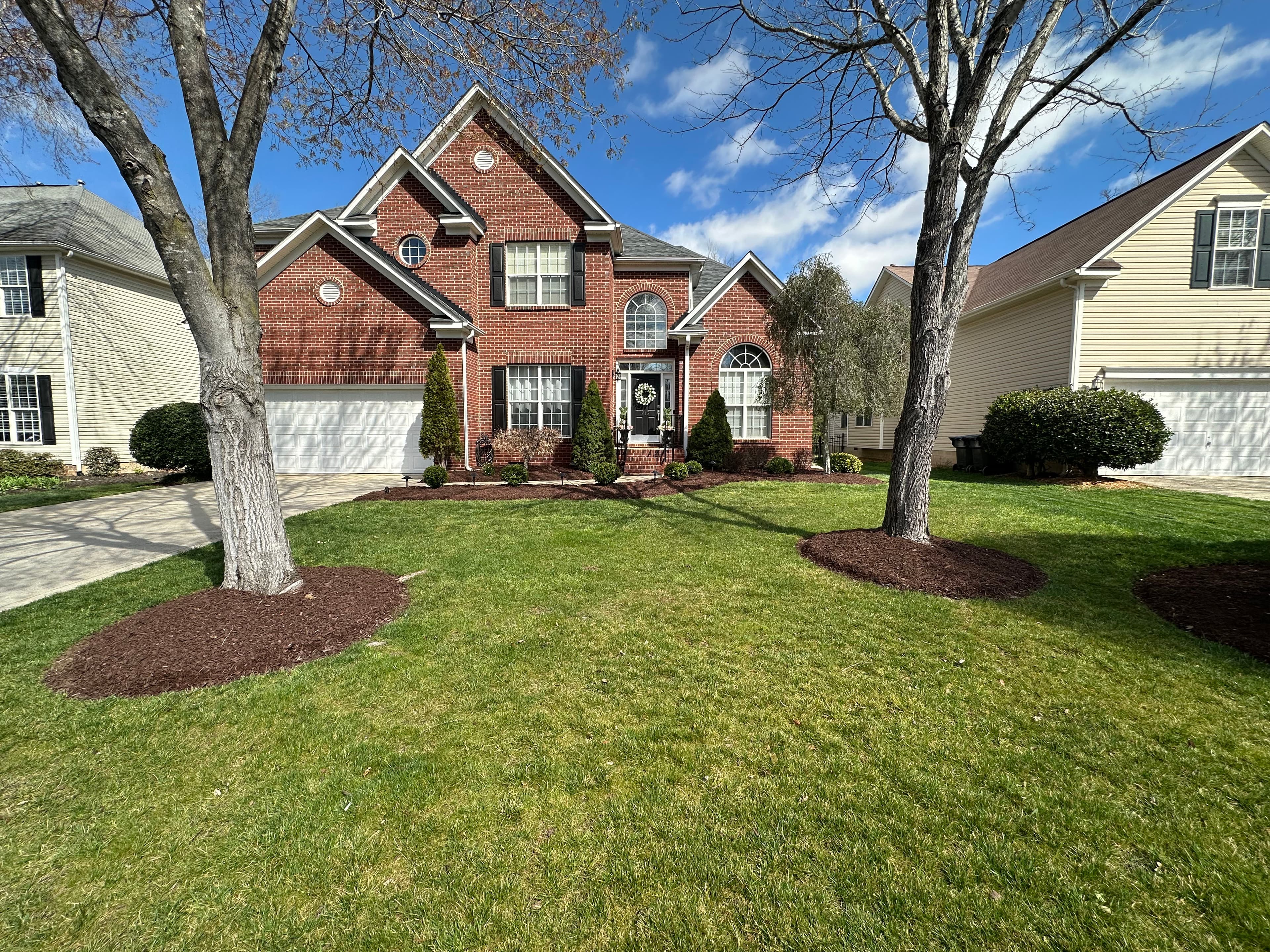 Project Enhance Your Yard with Premium Dyed Brown Mulch image